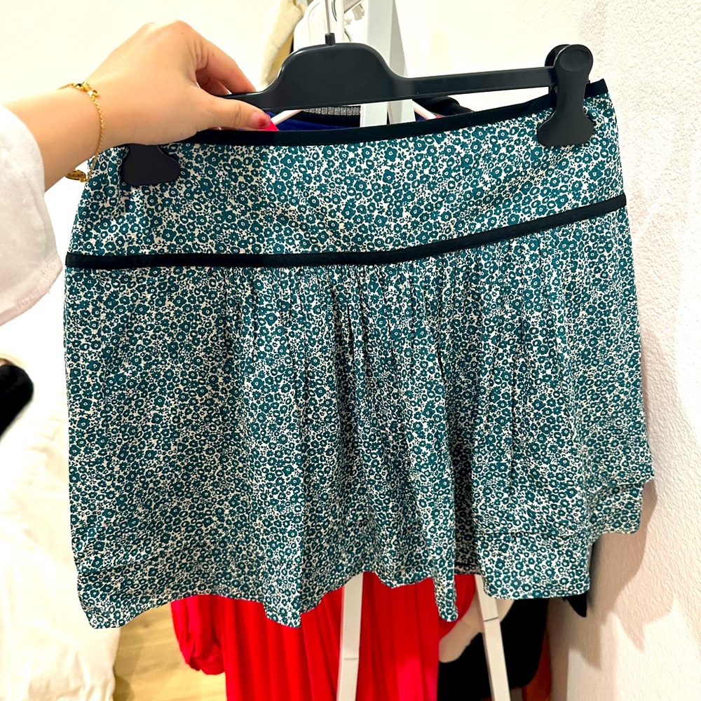 Burberry skirt